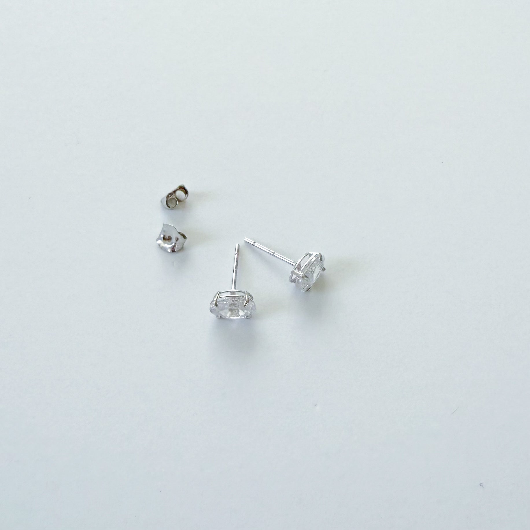 14k White Gold Oval Stud Earrings - Sparkly Earrings Set Diamond Like Studs