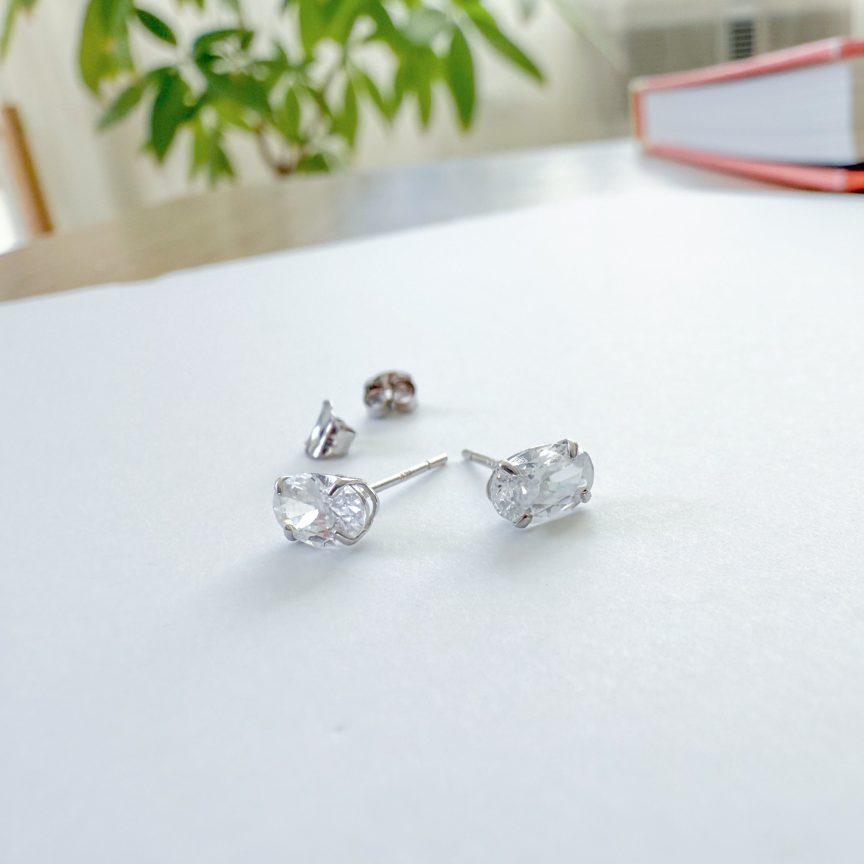 14k White Gold Oval Stud Earrings - Sparkly Earrings Set Diamond Like Studs